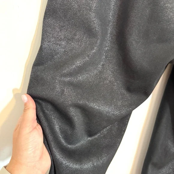 Assets Red Hot Label by SPANX High-Waisted Black Faux Leather Leggings Large - Picture 6 of 12